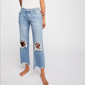 Maggie Mid-Rise Straight-Leg Jeans NEVER WORN